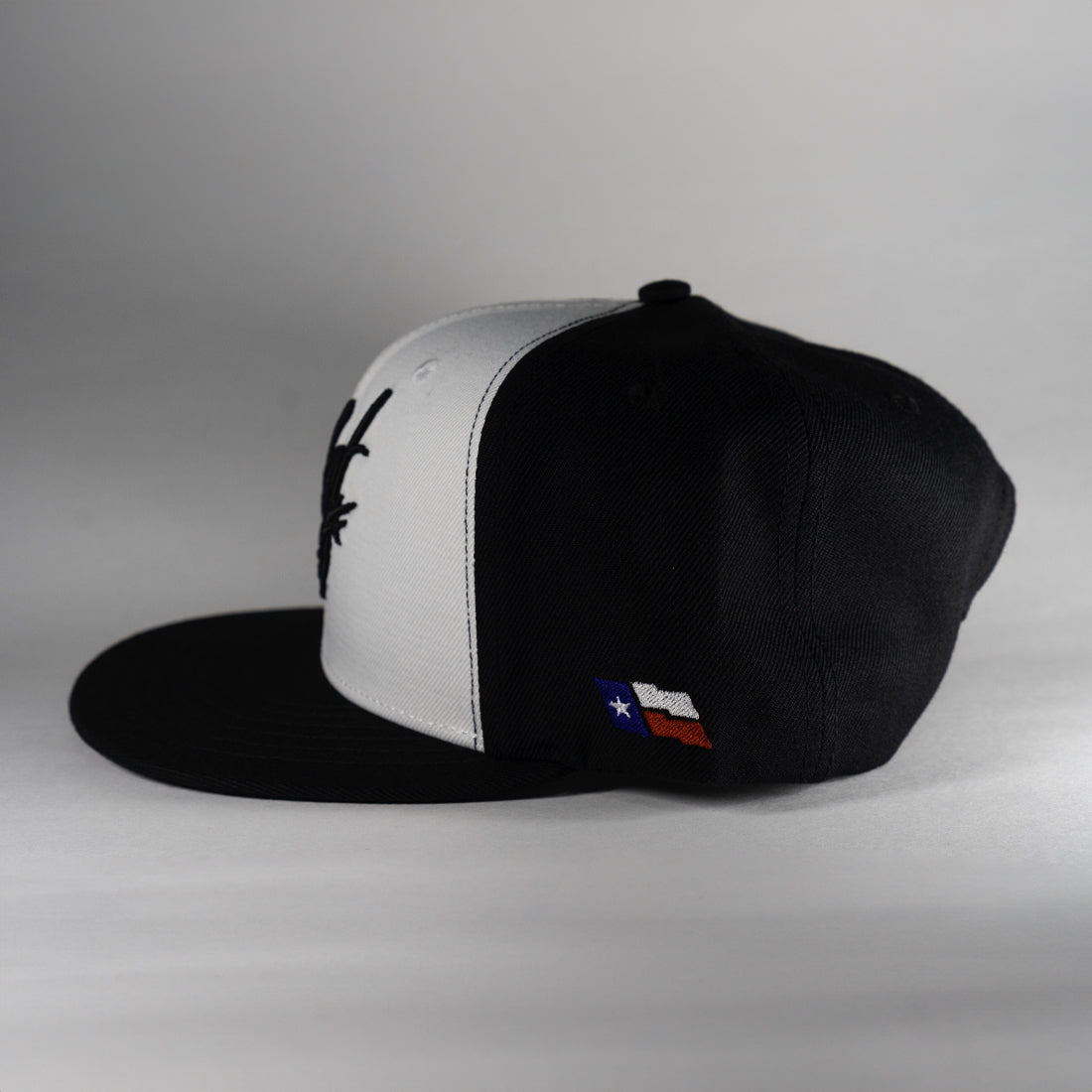 Original Logo Snapback (White/Black)